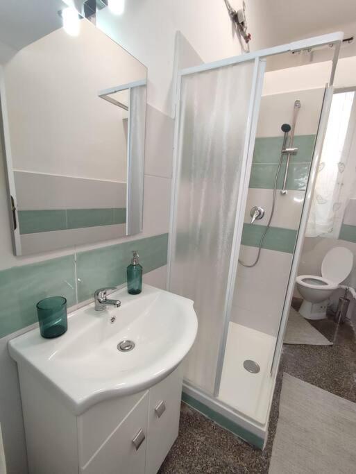 Benny Appartamento 3 Camere Da Letto Ad Uso Esclusivo Genova Aeroporto Ngoại thất bức ảnh